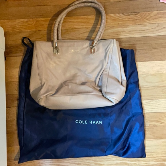 Cole Hana Tote - Picture 1 of 1